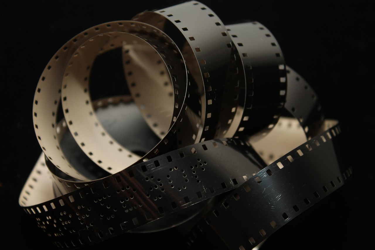 Festival de Cinema de Gramado Cancela Exibição de Documentário Horas Antes da Sessão após Laboratório Americano Invocar Direito de Retenção sobre Negativos por Fatura Não Quitada