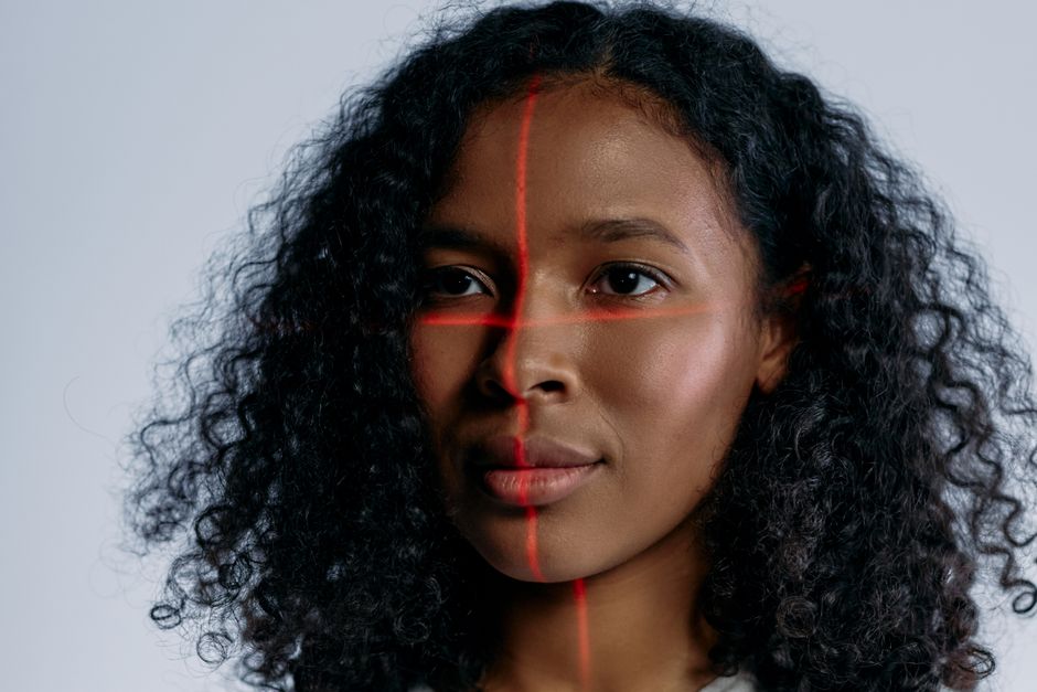 Consórcio de Municípios Paulistas Desativa Sistema de Reconhecimento Facial Fornecido por Empresa Israelense após Laudo Apontar Viés Racial em 73% dos Alertas